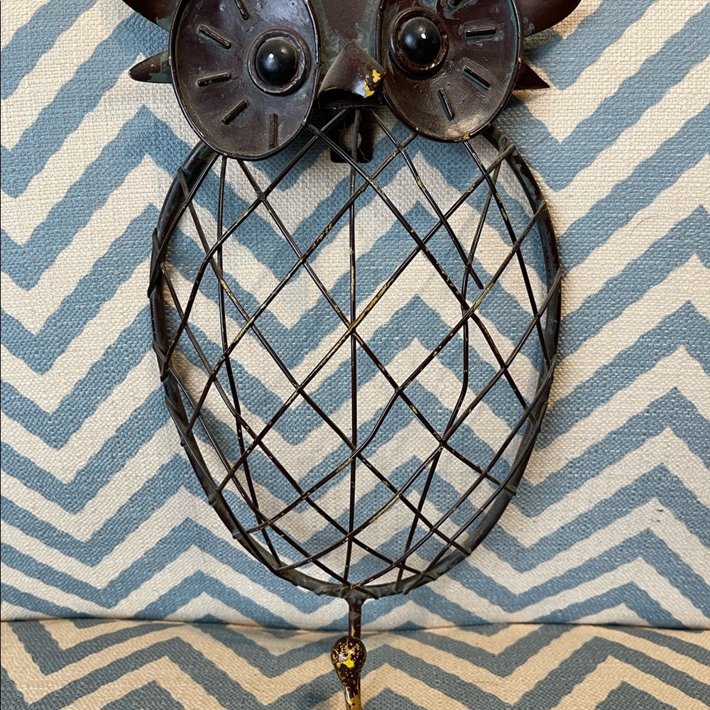 Owl wall decoration